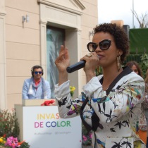 Evento corporativo privado con cantante en directo y DJ MEM ambientando musicalmente la celebración